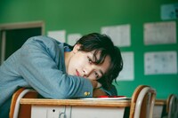 「宮世琉弥カレンダー2022.4-2023.3」収録カット