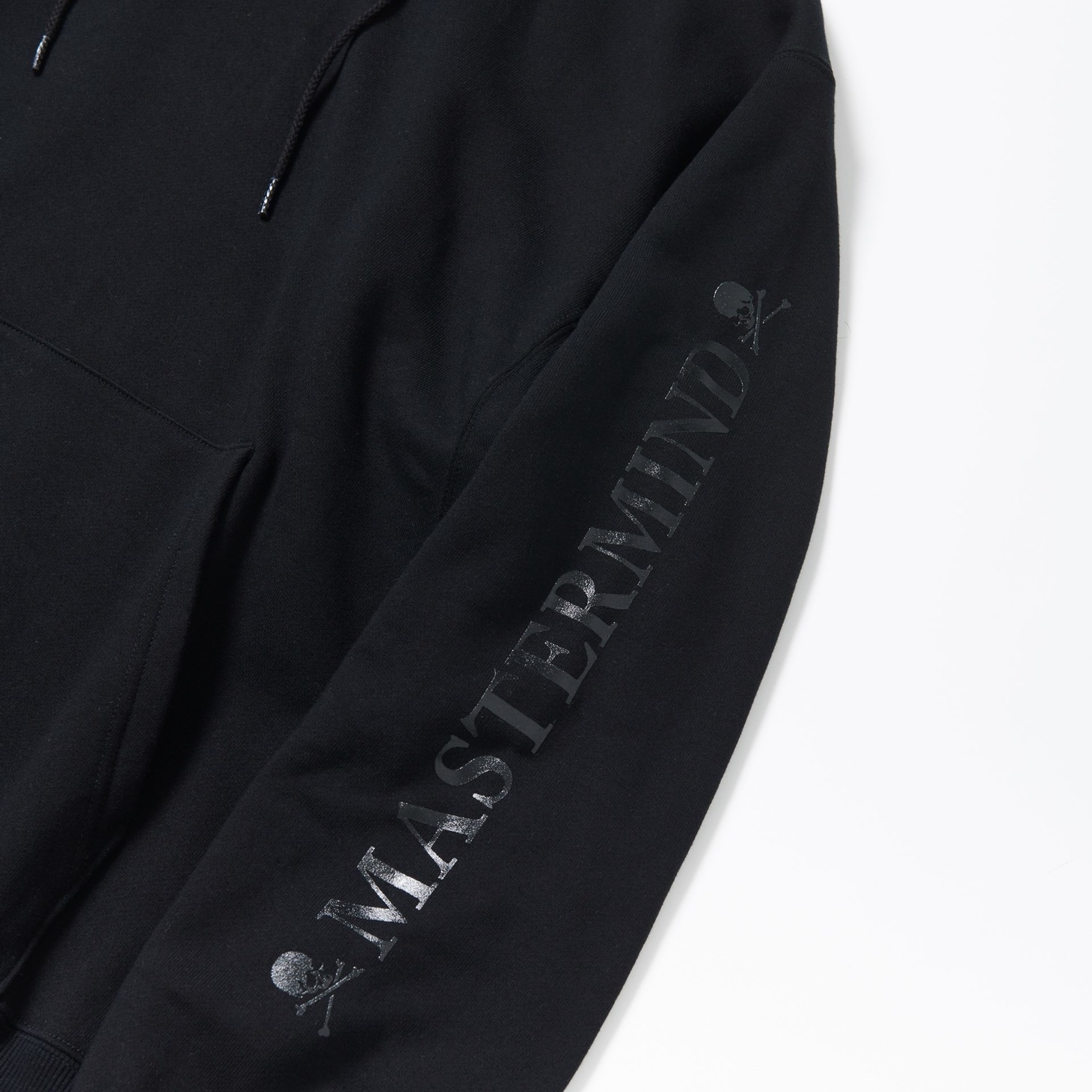 mastermind JAPAN x 仮面ライダー50周年記念コラボ フーディー（税込2万2000円）