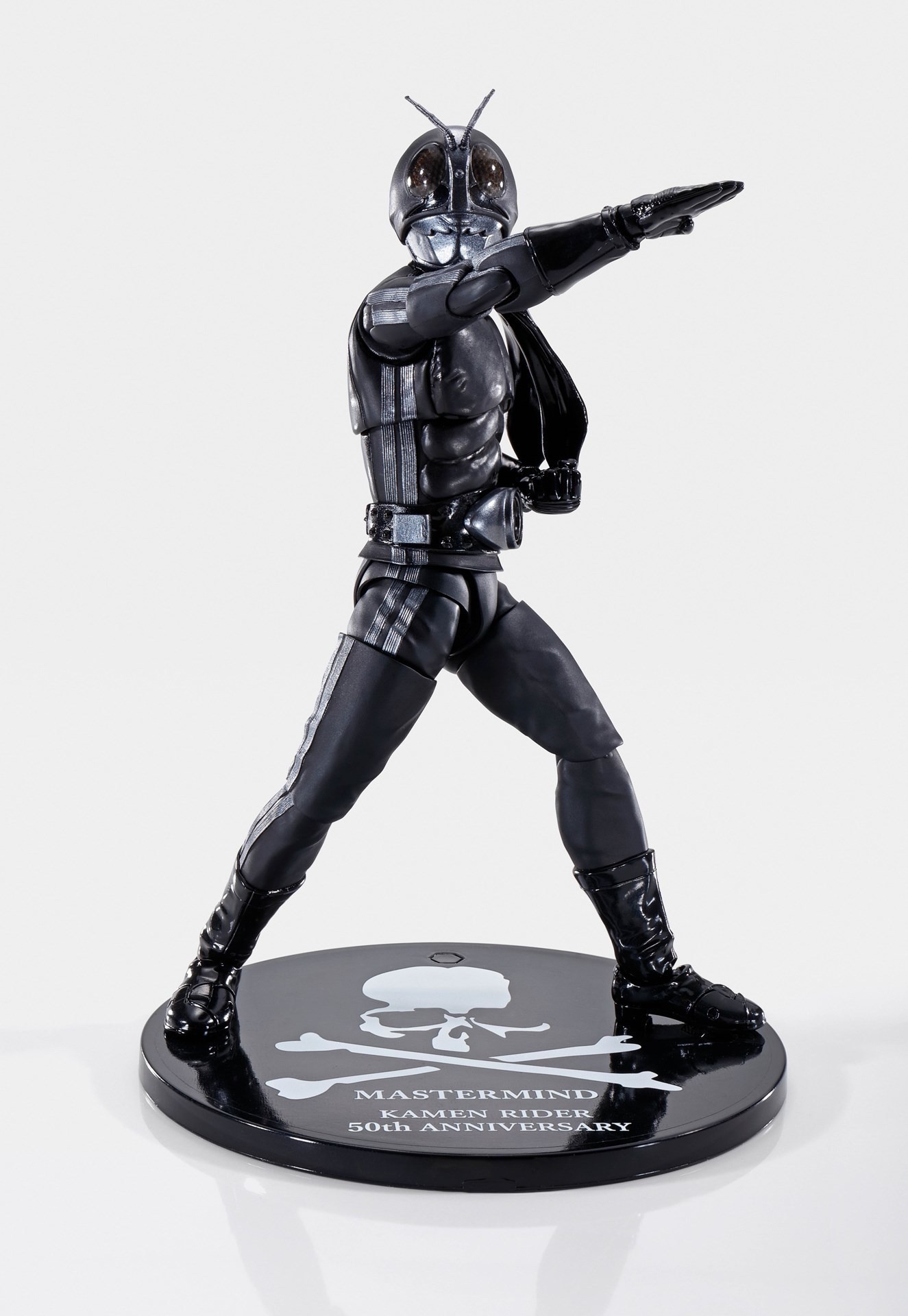 mastermind JAPAN x 仮面ライダー50周年記念コラボ S.H.Figuarts（真骨彫製法）仮面ライダー新1号 BLACK Ver.（税込9900円）