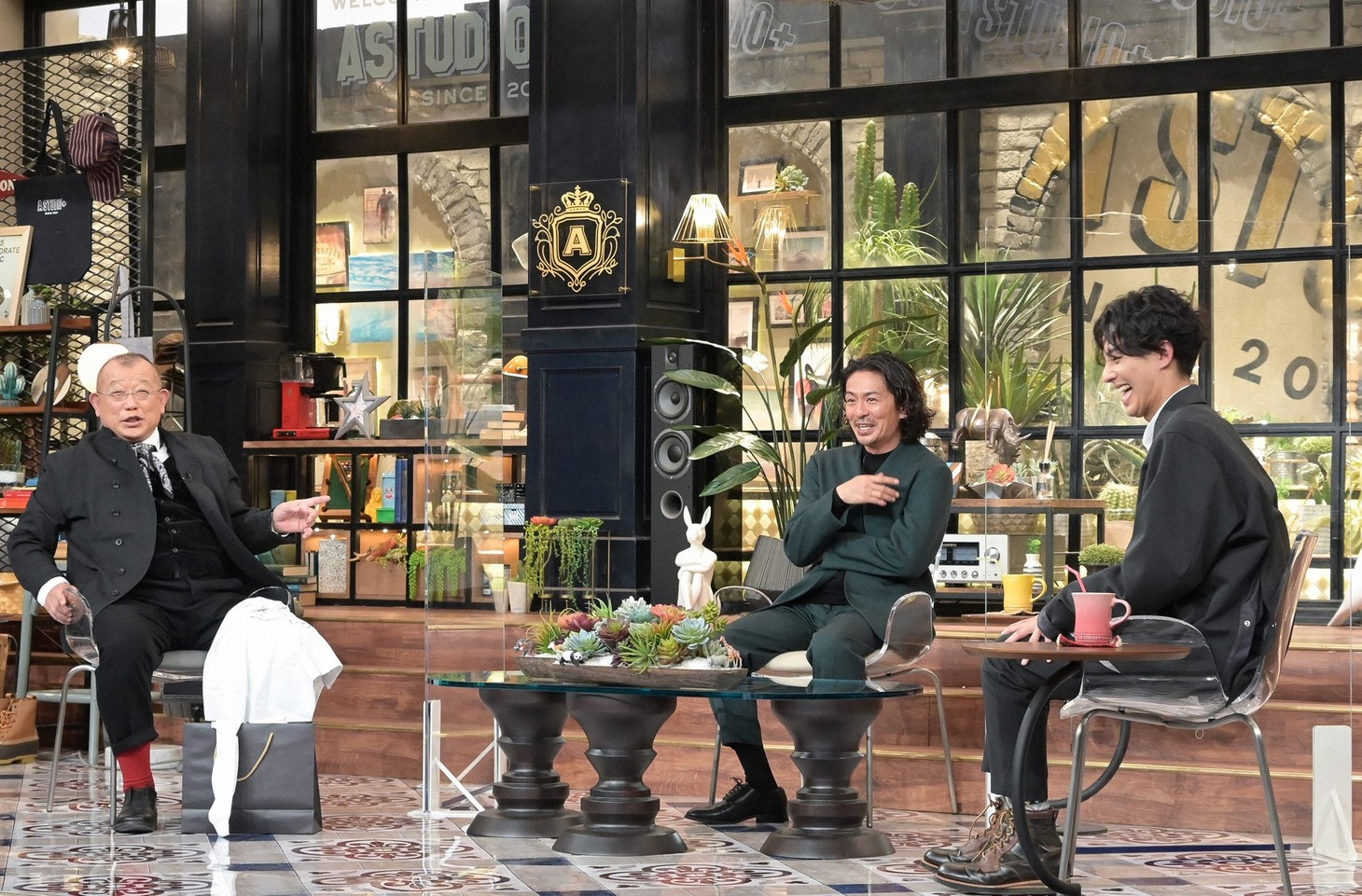左から笑福亭鶴瓶、森田剛、藤ヶ谷太輔（Kis-My-Ft2）。(c)TBS