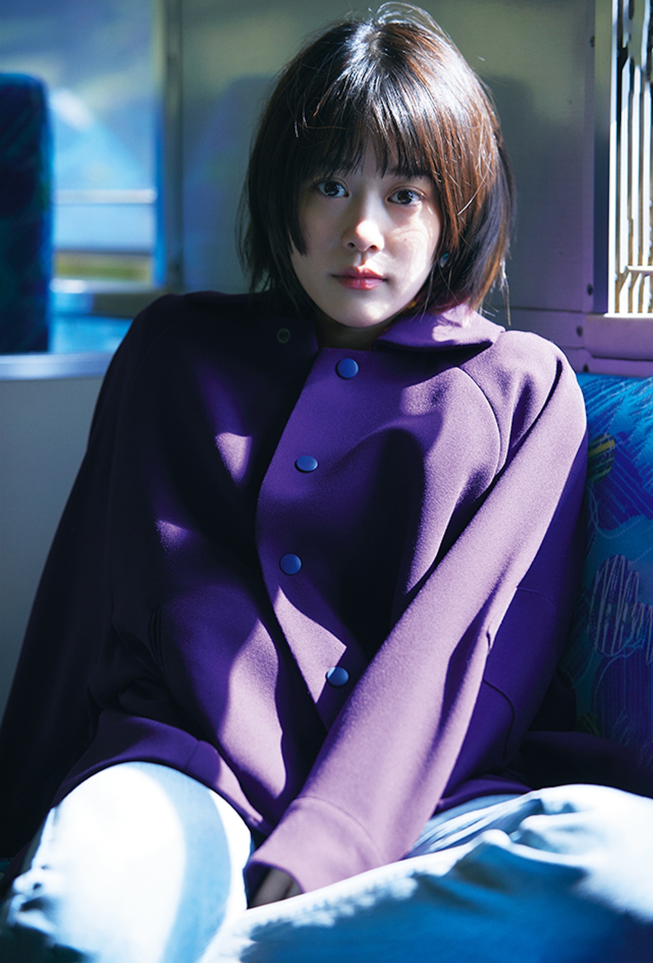 高畑充希フォトエッセイ「穴があったら入ります」中面（撮影 / 五十嵐隆裕）