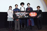 「仮面ライダーセイバー 深罪の三重奏」初日舞台挨拶の様子。左から川津明日香、山口貴也、内藤秀一郎、青木瞭、上堀内佳寿也。