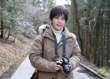 「内田康夫サスペンス 浅見光彦 軽井沢殺人事件」より、岩田剛典演じる浅見光彦。