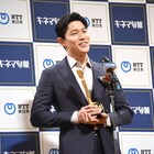 キネ旬助演男優賞の鈴木亮平「今日は特別な日」、助演女優賞は三浦透子へ