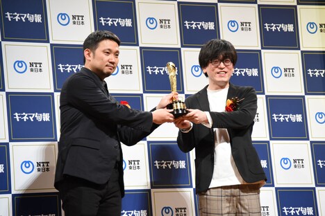 左から濱口竜介、大江崇允。