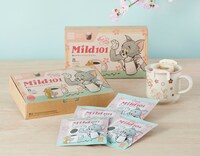 「トムとジェリー サクラマグ」（税込1980円）、「タリーズジップス シングルサーブ マイルド101」（税込1296円）。