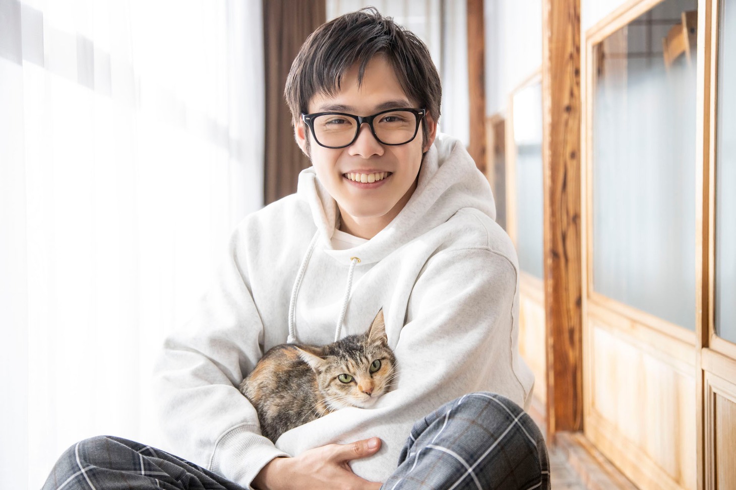司法浪人生・立花修を演じる細田佳央太。
