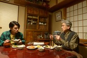 「人生の着替えかた」の1編、「お茶をつぐ」。