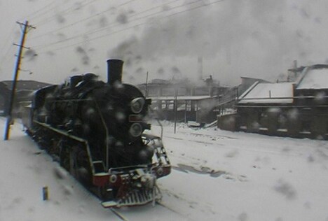 「鉄西区」 (c)Copyright 2002 by Wang Bing. All rights reserved.