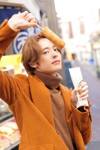 「塩野瑛久カレンダー2022.04-2023.03」