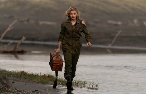 「シャドウ・イン・クラウド」