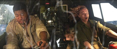 「シャドウ・イン・クラウド」新場面写真