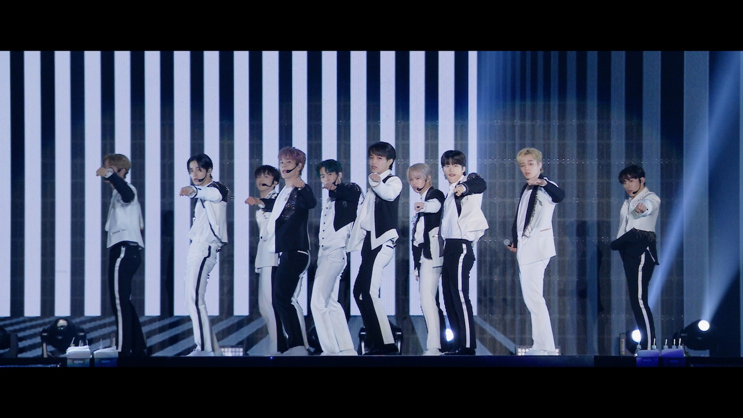 「JO1 THE MOVIE『未完成』-Go to the TOP-」
