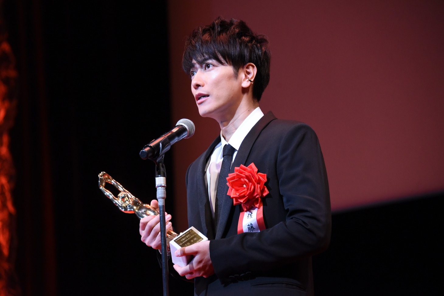 佐藤健