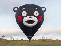 くまモンの熱気球。