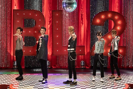 左から猪塚健太、伊藤あさひ、犬飼貴丈、ゆうたろう、塩野瑛久。