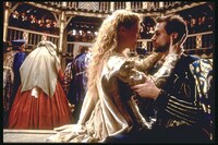 「恋におちたシェイクスピア」 (c) 1998 Miramax Film Corp. and Universal City Studios, Inc. All Rights Reserved.