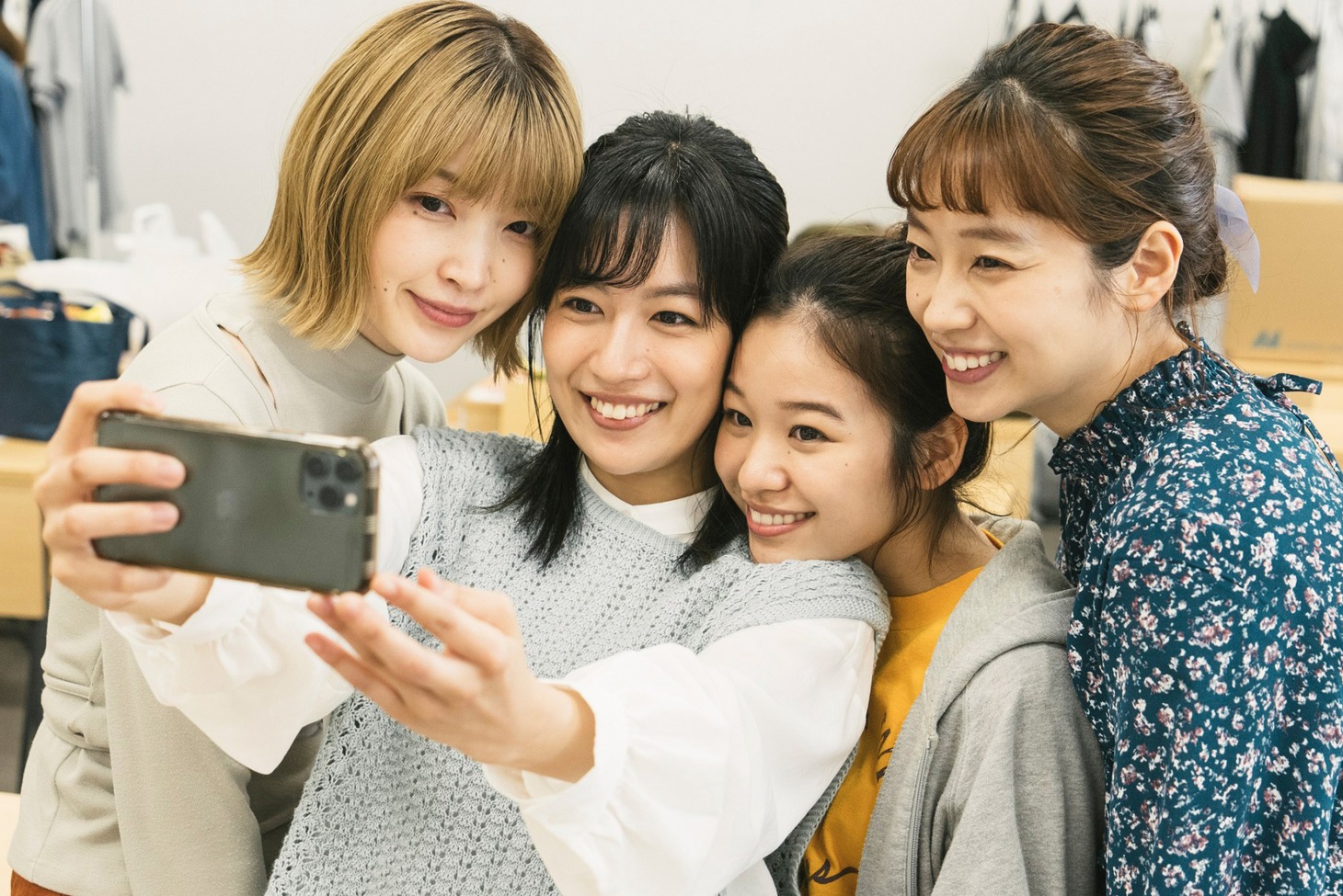 「わたし達はおとな」