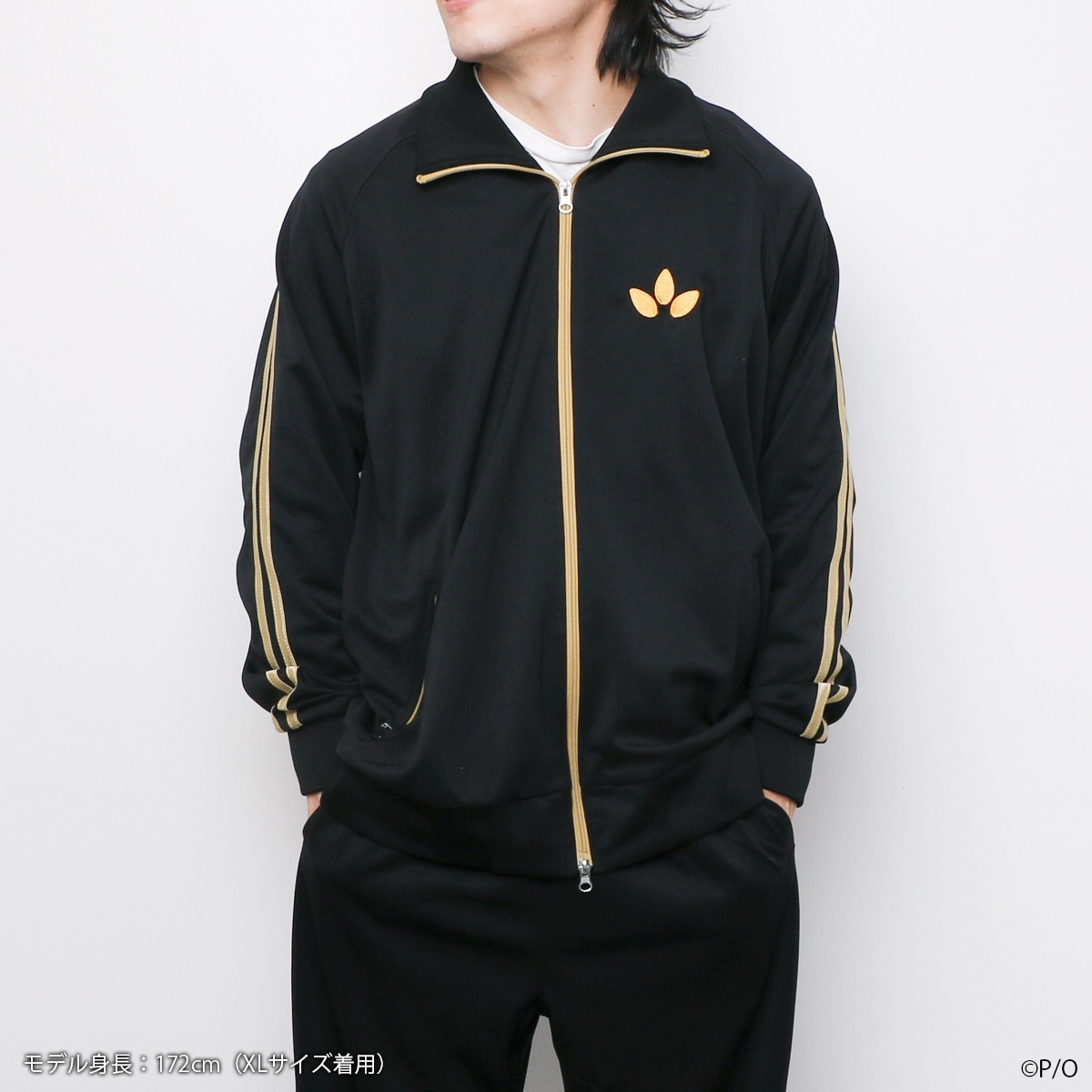 オッドタクシー 関口のジャージの着用イメージ。