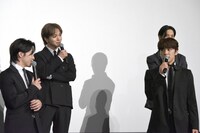 「今年は全員ピザ禁止！」を宣言した河野純喜（前列右）。