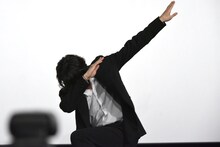 去り際に「See you!」を披露した金城碧海。