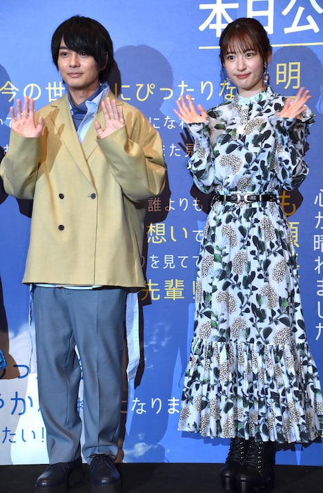 左から榎木淳弥、小松未可子。