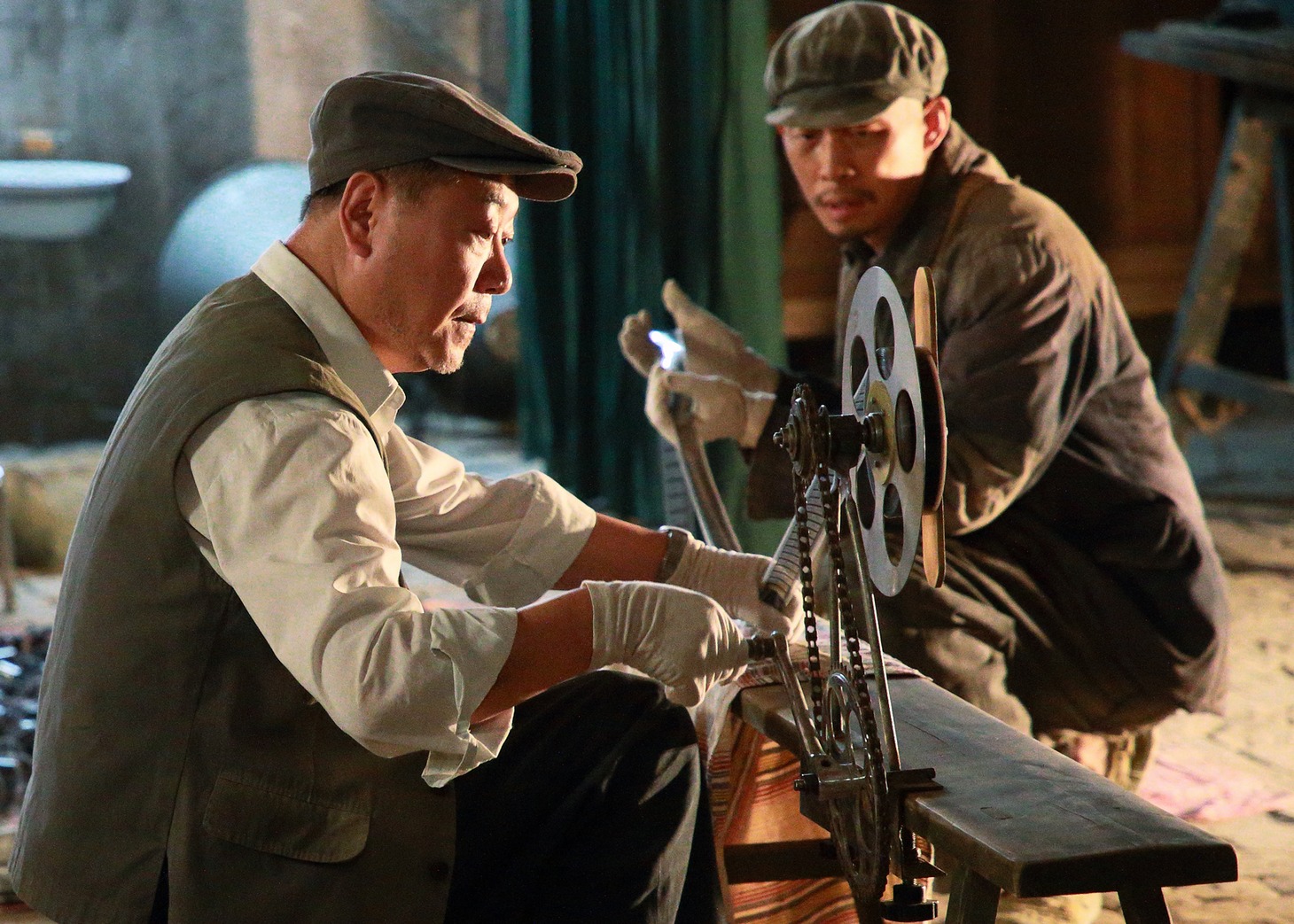 「ワン・セカンド 永遠の24フレーム」新場面写真