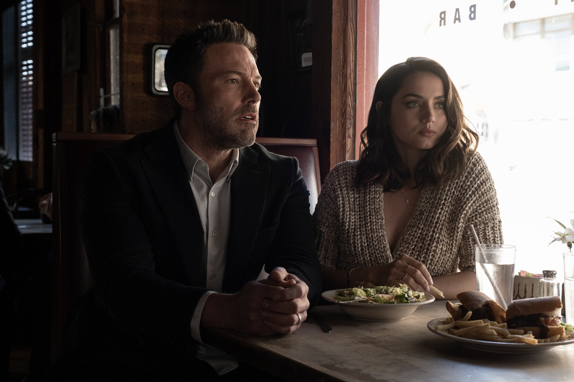ベン・アフレック×アナ・デ・アルマス共演の官能スリラー「底知れぬ愛