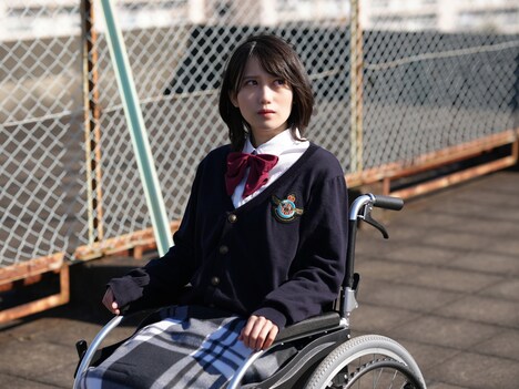 「アンコンシャス」