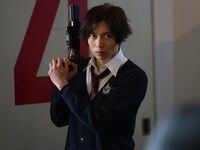 「アンコンシャス」