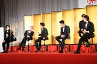 「映画 おそ松さん」未完成報告会の様子。