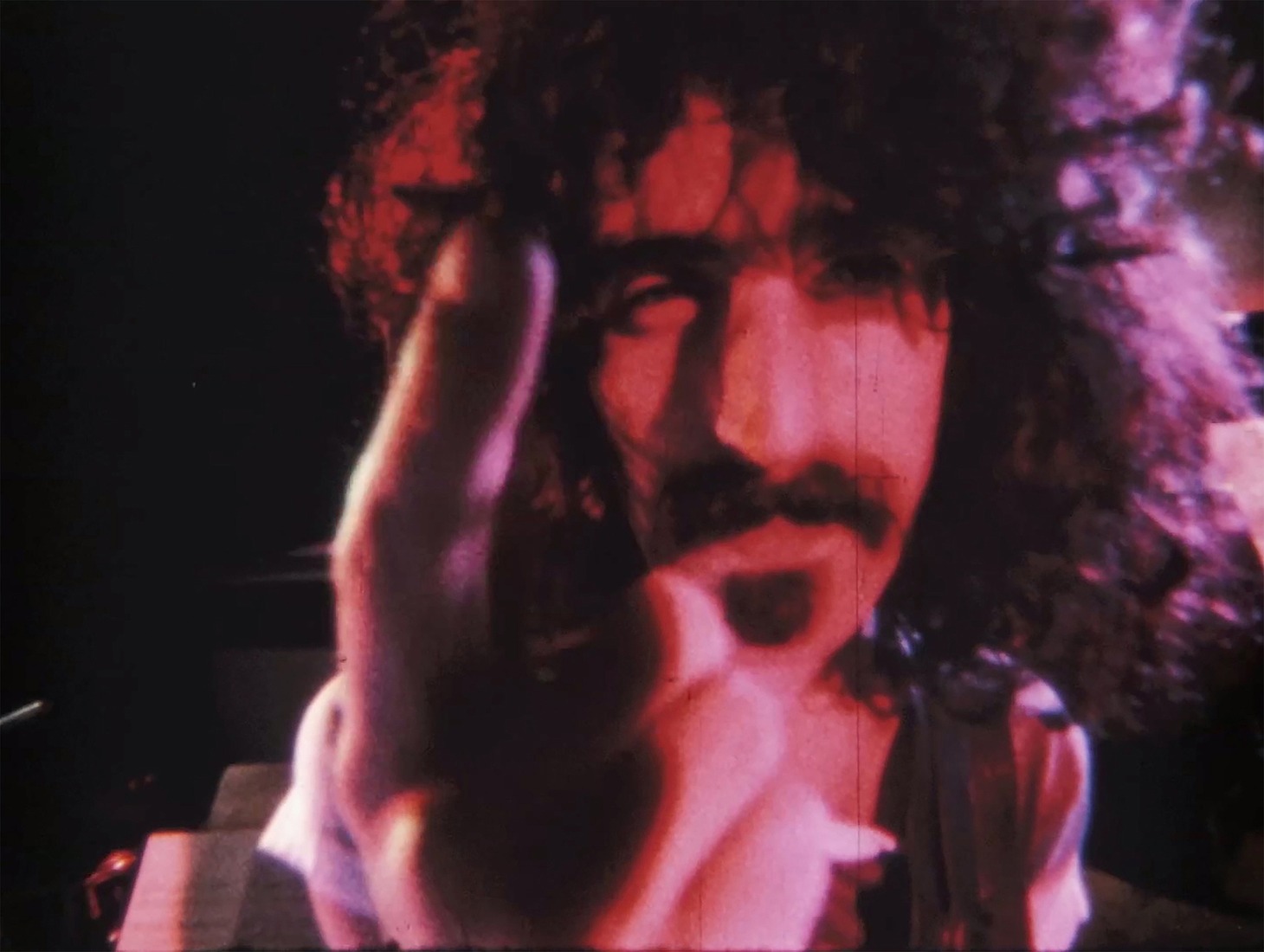 「ZAPPA」新場面写真