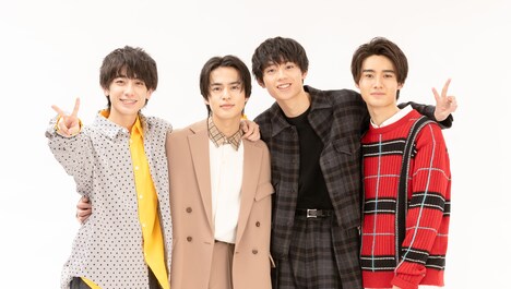 左から小西詠斗、奥野壮、水沢林太郎、藤岡真威人。