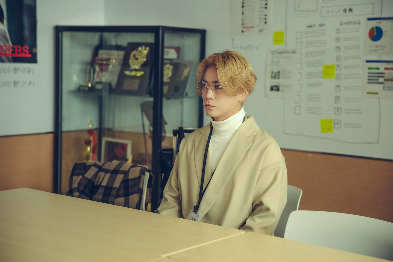 亀梨和也「ここまで明るい髪色にしたのは初めて」、ドラマ「正体」現場レポート到着