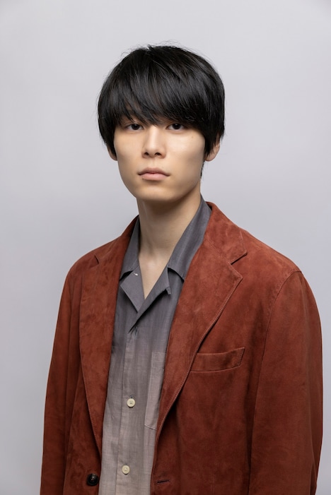 美津山宗介役の萩原利久。