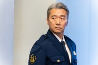 尾美としのり演じる四堂孝文。