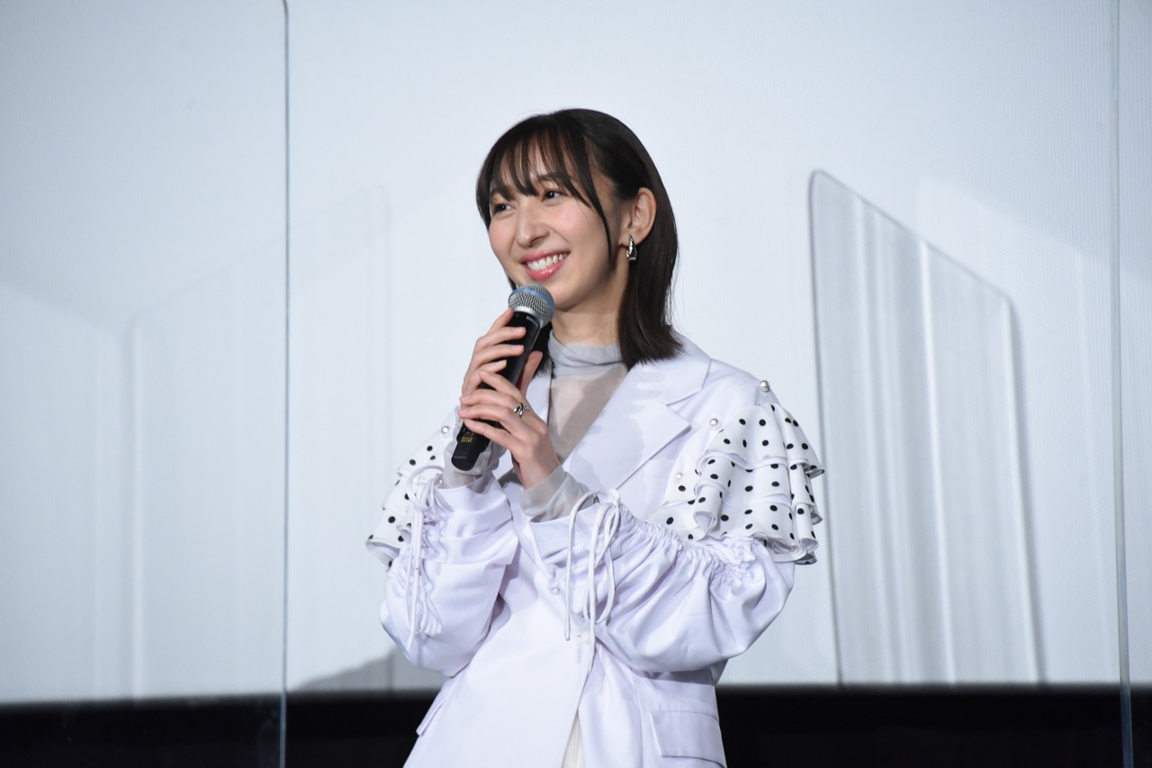 飯田里穂