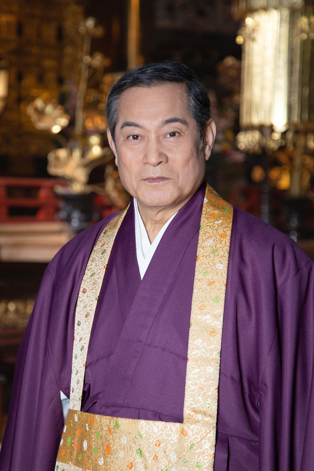 松平健演じる米田こしあん。
