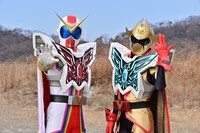 左からキラメキゼンカイザー、キラメキツーカイザー。