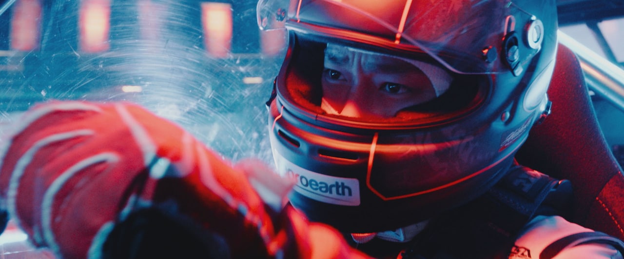 野村周平が陣内孝則に詰められる「アライブフーン」新写真、吉川愛や青柳翔の姿も