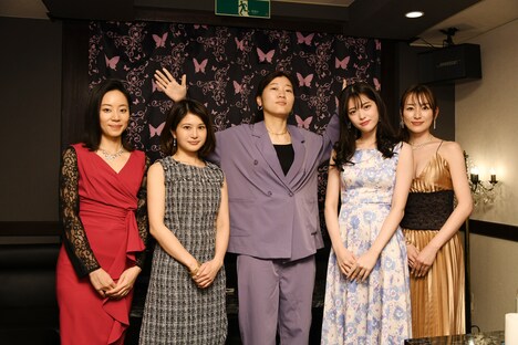 左から大西礼芳、佐津川愛美、ヒコロヒー、松村沙友理、宮下かな子。