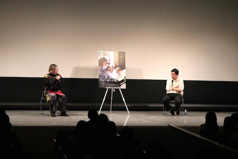 左からしんのすけ、中川龍太郎。