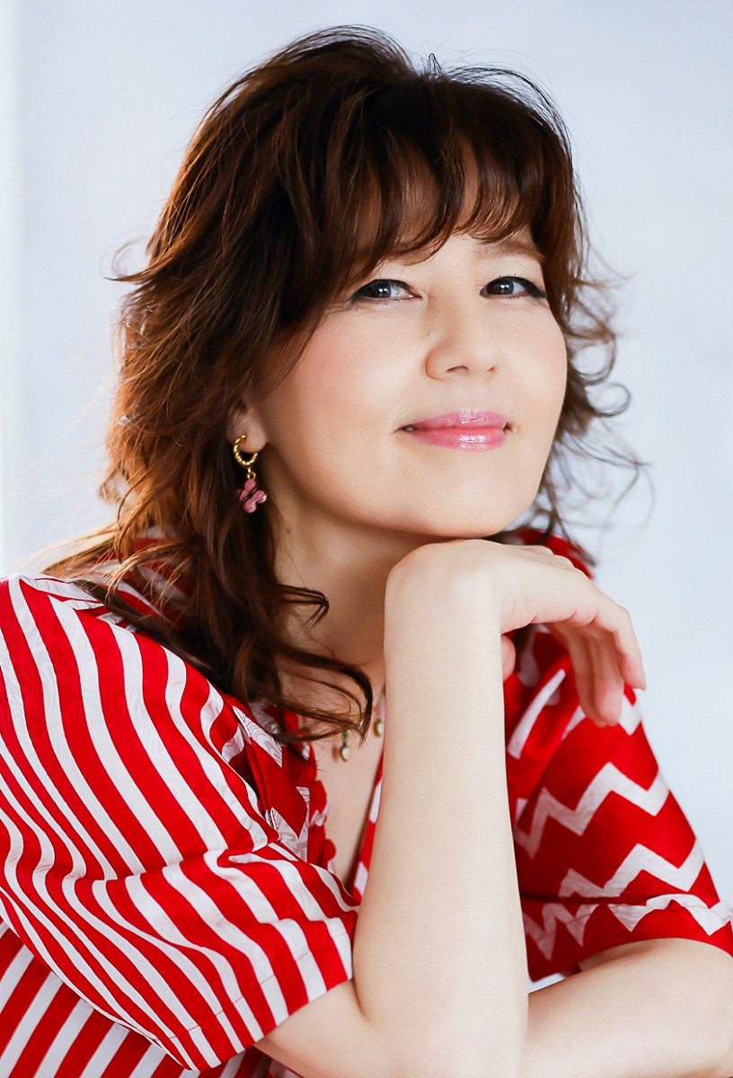 石野真子