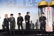 映画「おそ松さん」の公開記念舞台挨拶の様子。