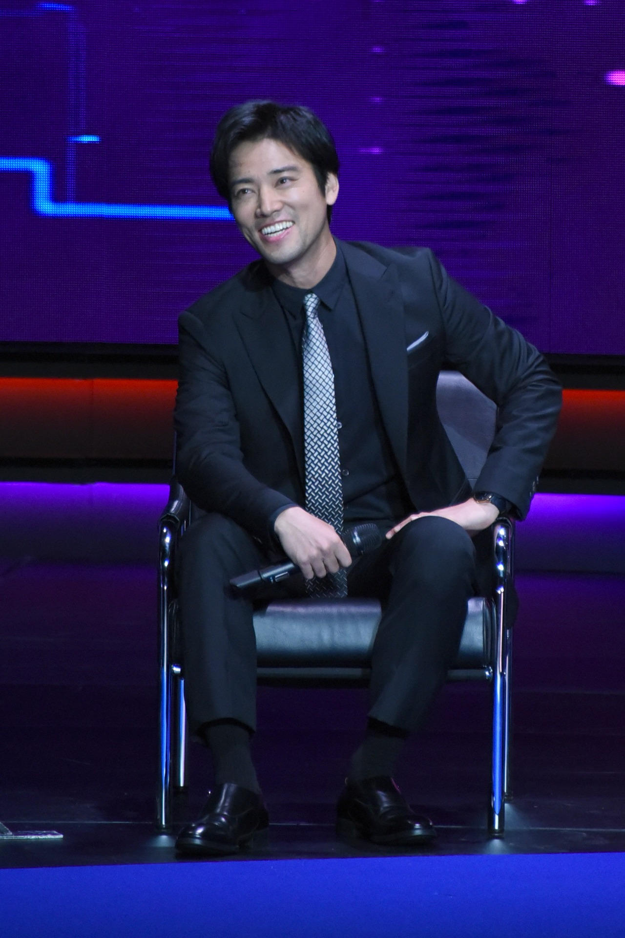 桐谷健太