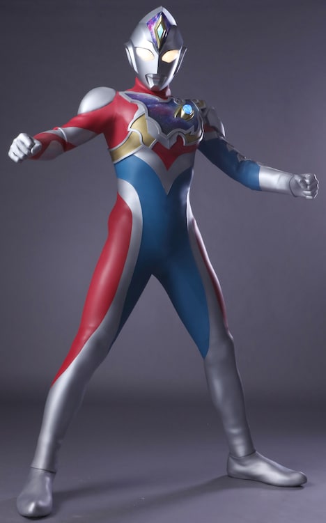 ウルトラマンデッカー フラッシュタイプ