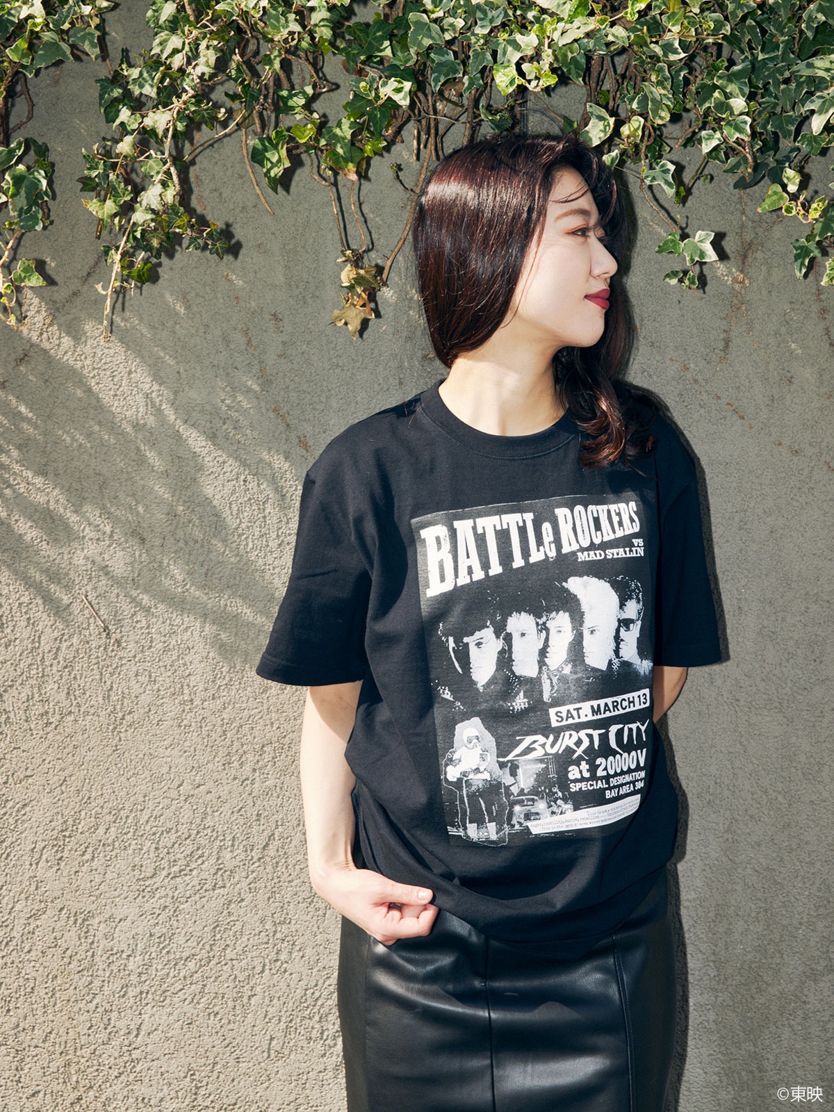 爆裂都市 BURST CITY Tシャツ BATTLe ROCKERS Ver.の着用イメージ。（税込3850円）