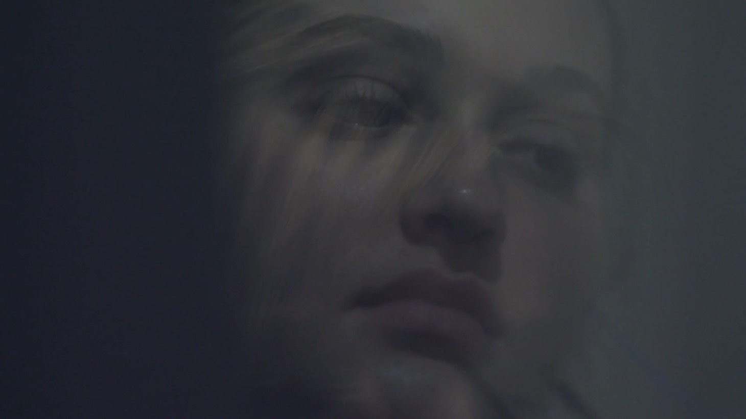 「私だけ聴こえる」