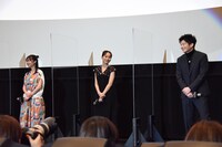 「女子高生に殺されたい」公開記念舞台挨拶の様子。