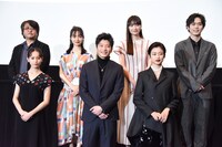 「女子高生に殺されたい」公開記念舞台挨拶の様子。前列左から南沙良、田中圭、河合優実。後列左から城定秀夫監督、莉子、茅島みずき、細田佳央太。